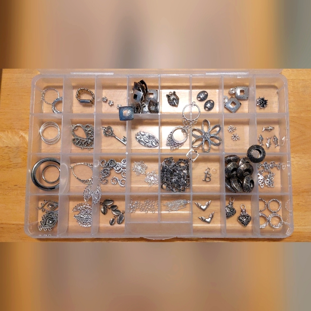 Metal Links & Misc Findings